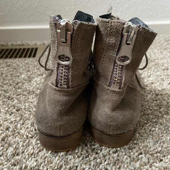 Steve Madden booties - Picture 2 of 7